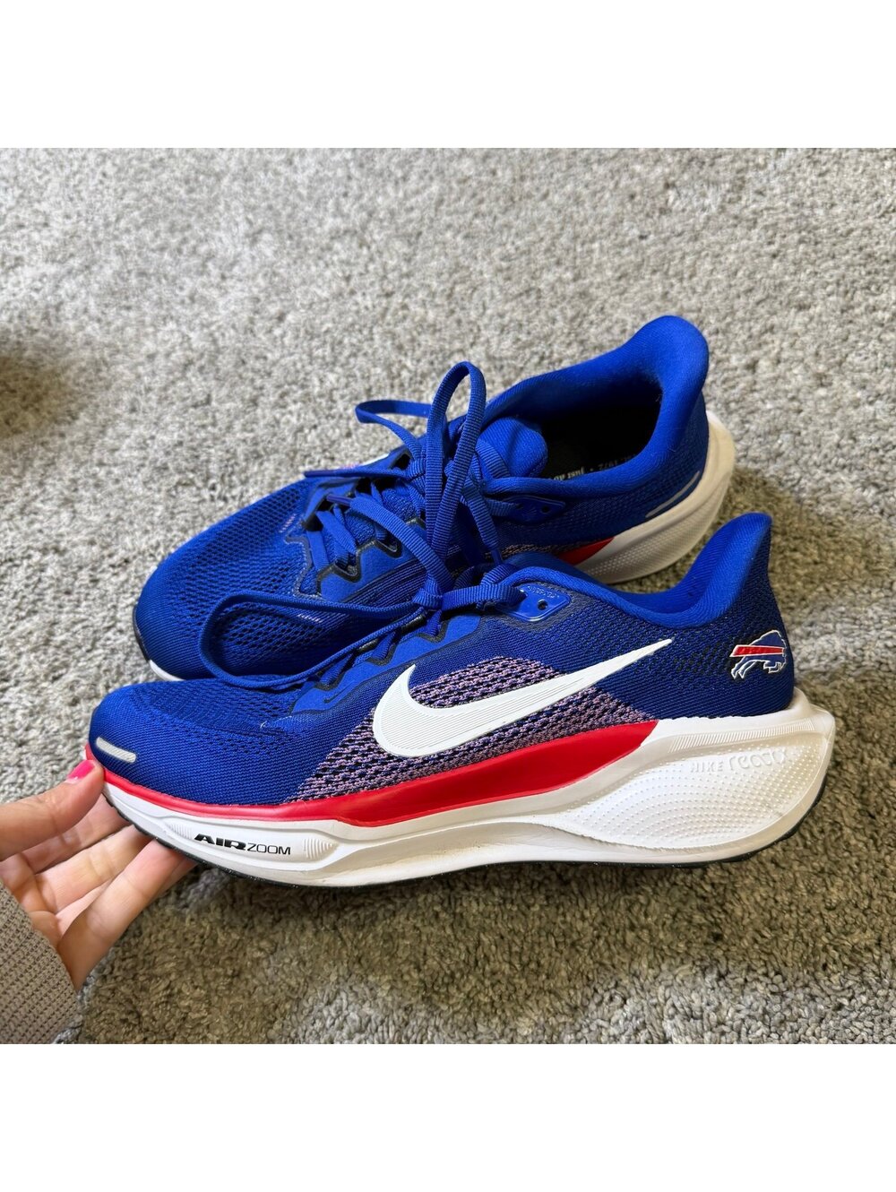 Nike Air Zoom Pegasus 39 Buffalo Bills Edition - Men’s Size 6 / Women’s size 8